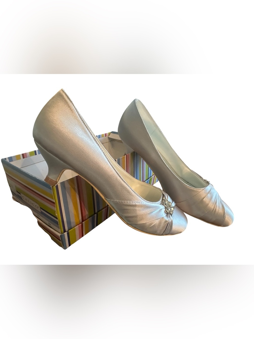 8 elegant park low silver satin high heel rhinestone gathered toe shoes formal
